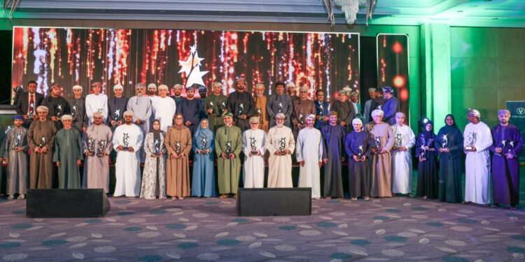 “عالم الاقتصاد” تكشف نتائج المسح السنوي لأفضل الشركات العُمانية أداءً