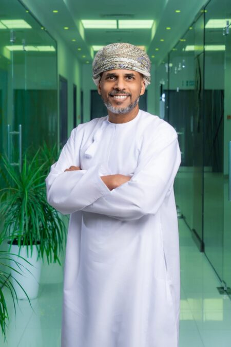 “المطاحن العُمانية” تحقق إنجازًا مبتكرًا في تربية الدواجن بالكلوريلا 2 IMG 8828