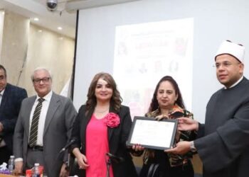 “مكتبة القاهرة الكبرى” تشهد مراسم حفل مناقشة وتوقيع كتاب “قبل المأذون” للدكتورة آمال إبراهيم