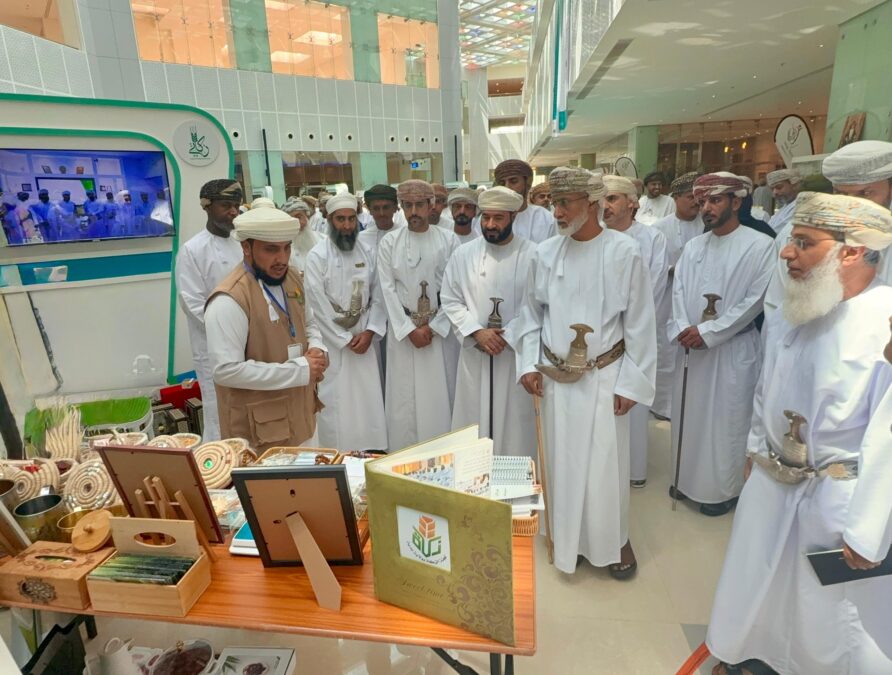 لجنة الزكاة بولاية بدية تشارك في مؤتمر ومعرض الزكاة الثالث 2 aea9ba35 79c1 439a 939c c93c3b5e55cd