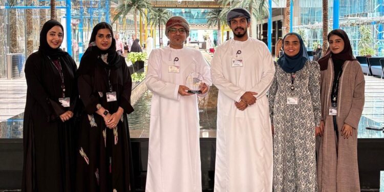 مؤسسة عالمية متخصصة تؤكد ريادة بنك مسقط في دعم المؤسسات الصغيرة والمتوسطة