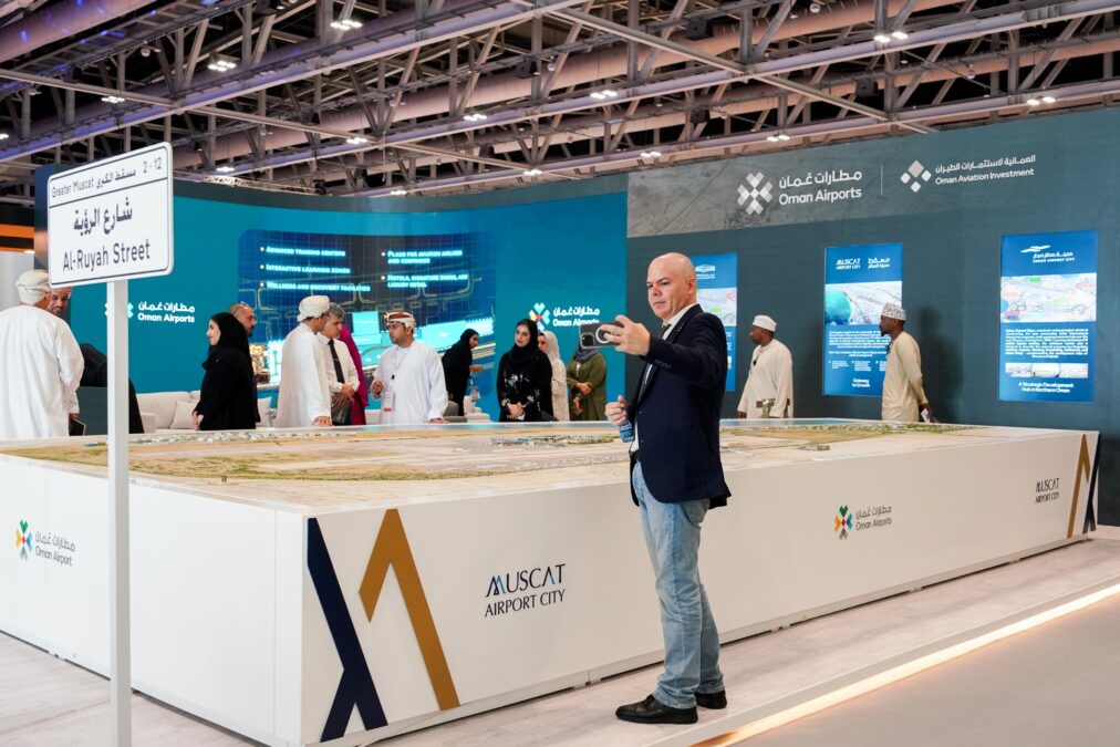 مطارات عُمان تستعرض مشاريع مدن المطارات وفرص الاستثمار في “أكتوبر العمران 2025” 2 02ef6f0e bbe7 47d9 afc7 5f95266230b5