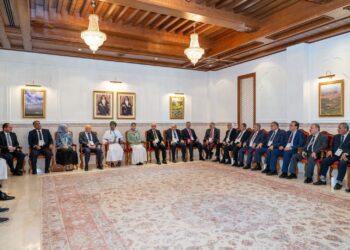 وفد منتدى كيو إس العربي يزور جامعة السلطان قابوس ضمن فعاليات المنتدى