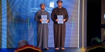 شراكة بين ميناء صحار ومركز الشباب لتنفيذ مبادرات بشمال الباطنة