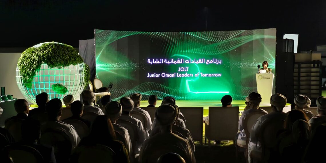 “الكابلات العُمانية” تدشن أول أكاديمية استدامة عالمية في سلطنة عُمان 1 “الكابلات العُمانية” تدشن أول أكاديمية استدامة عالمية في سلطنة عُمان