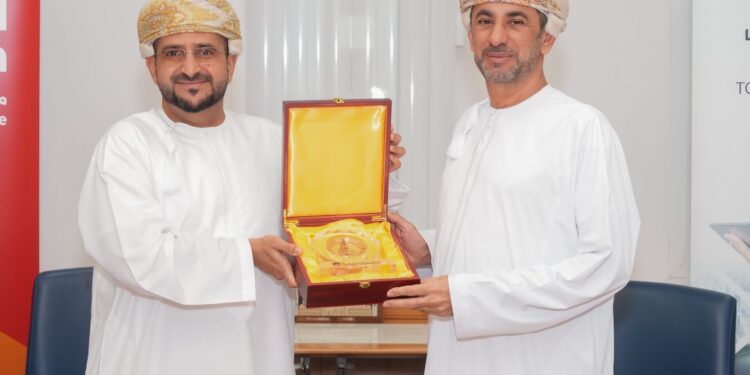 المها لتسويق المنتجات النفطية وجامعة مسقط توقّعان مذكرة تعاون استراتيجية