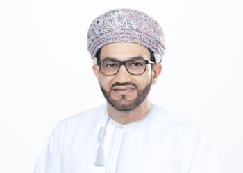 تكريم الدكتور أفلح الحضرمي في قمة “فوربس الشرق الأوسط” لقادة الاستدامة