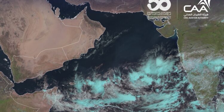 “الأرصاد” تصدر آخر التحديثات حول الحالة المدارية في بحر العرب
