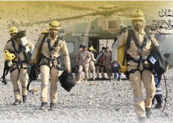 انتشال جثمان من منطقة جبلية وعرة بخصب