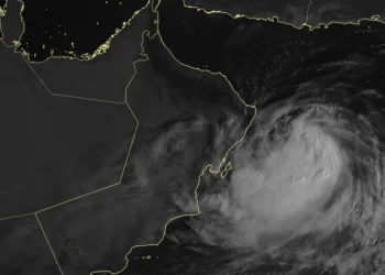 مسار الحالة المدارية “شاكتي” يبتعد تدريجياً عن سواحل سلطنة عمان