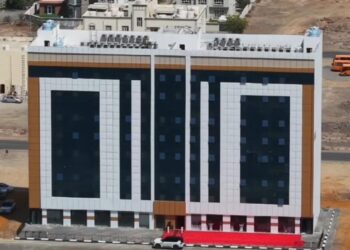 افتتاح المبنى الثالث لمجموعة شموخ في المعبيلة بولاية السيب