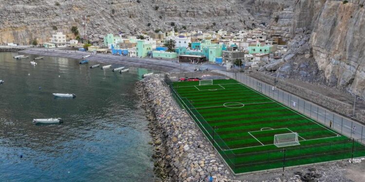 بنك مسقط… مسيرة ناجحة في تعزيز التنمية الاقتصادية والاجتماعية المستدامة وتمكين الكفاءات العُمانية 1 بنك مسقط… مسيرة ناجحة في تعزيز التنمية الاقتصادية والاجتماعية المستدامة وتمكين الكفاءات العُمانية