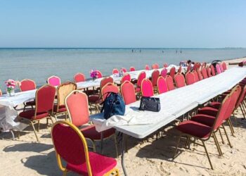 همسات الثقافي يختتم الرحلة الترفيهية لشاطئ العقير