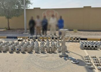 القبض على 9 آسيويين لسرقتهم معدات من مواقع امتياز نفطية