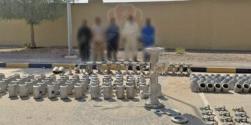 القبض على 9 آسيويين لسرقتهم معدات من مواقع امتياز نفطية