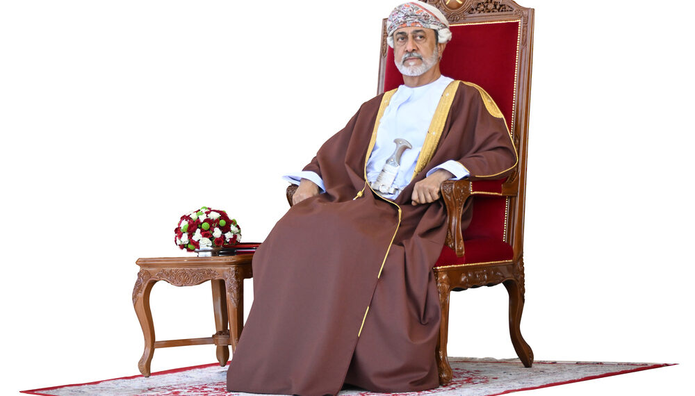 جلالةُ السُّلطان المعظّم القائدُ الأعلى يشملُ برعايته الاستعراض العسكريَّ الكبير، واستعراض الأسطول البحري 