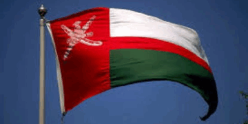 سلطنة عُمان توقع اتفاقية إطلاق أول قمر اصطناعي للاتصالات