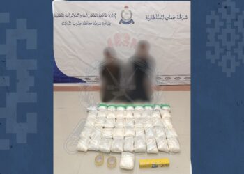 القبض على آسيويَّيْن في بركاء بتهمة الاتجار بالكريستال المخدّر