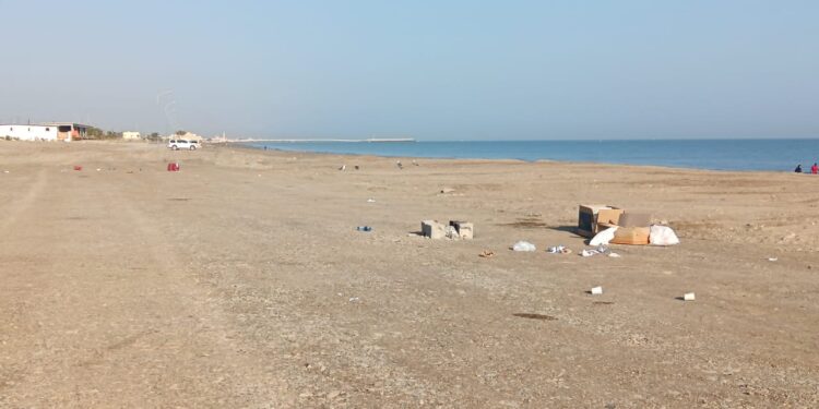 منتزهات الخابورة مساحات للجمال تشوهها مخلفات الزائرين