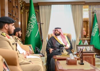 أمير جازان يستقبل مدير عام حرس الحدود