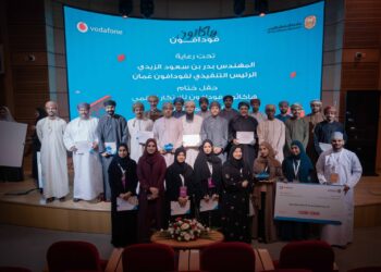 فودافون عُمان وجامعة السلطان قابوس تختتمان هاكاثون الابتكار الرقمي