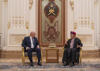 جلالةُ السُّلطان يُقيم مأدبة عشاء رسميّةً تكريمًا لفخامة الرئيس اللُّبناني