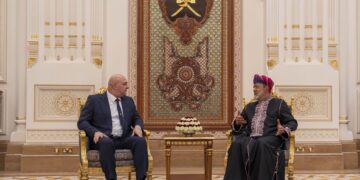 جلالةُ السُّلطان يُقيم مأدبة عشاء رسميّةً تكريمًا لفخامة الرئيس اللُّبناني