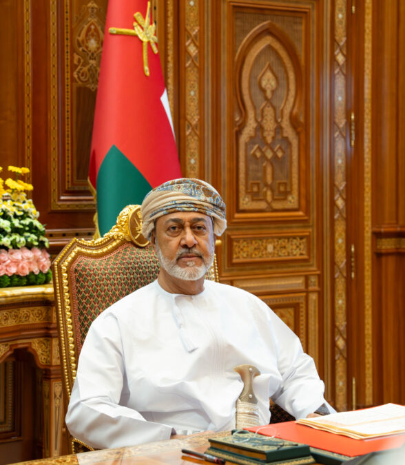 جلالة السلطان المُعظّم يلتقي رئيس وأعضاء مكتب مجلس الدولة 4 IMG 6888