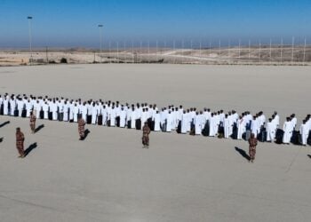 الجيش السلطاني يستقبل دفعتين من الضباط المرشحين