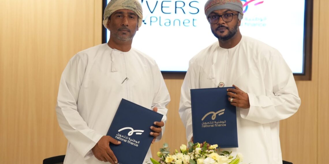 الوطنية للتمويل وDivers Planet توقعان اتفاقية استراتيجية لتعزيز امتلاك القوارب المستدامـة 1 الوطنية للتمويل وDivers Planet توقعان اتفاقية استراتيجية لتعزيز امتلاك القوارب المستدامـة