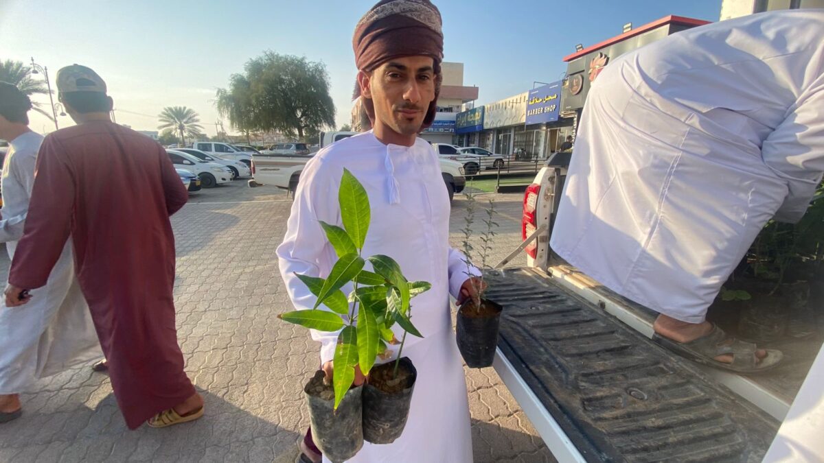 هيئة البيئة بشمال الشرقية تطلق مبادرة “استدامة” لتوزيع الشتلات 3 59926361 a3e6 47b9 9697 fc932a47ce9a