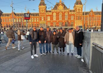 رحلة إلى هولندا.. وأهدافها المرجوة