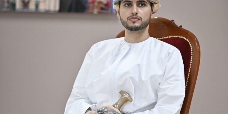 بتكليفٍ سامٍ.. سمو السّيد بلعرب يرعى غدًا سباق الخيل السنوي 1 بتكليفٍ سامٍ.. سمو السّيد بلعرب يرعى غدًا سباق الخيل السنوي