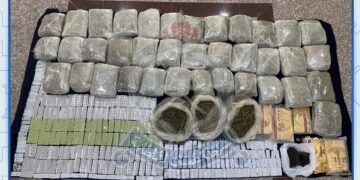 ضبط 4 آسيويين بمسندم لحيازتهم مخدرات وتهريبها بولاية بخاء