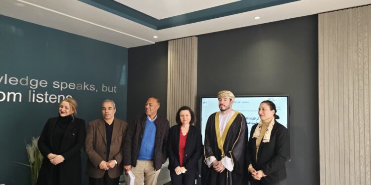 منح درجة «مشرف جدًا» لأطروحة دكتوراه حول القيادة المسؤولة والأداء المستدام بجامعة تونس