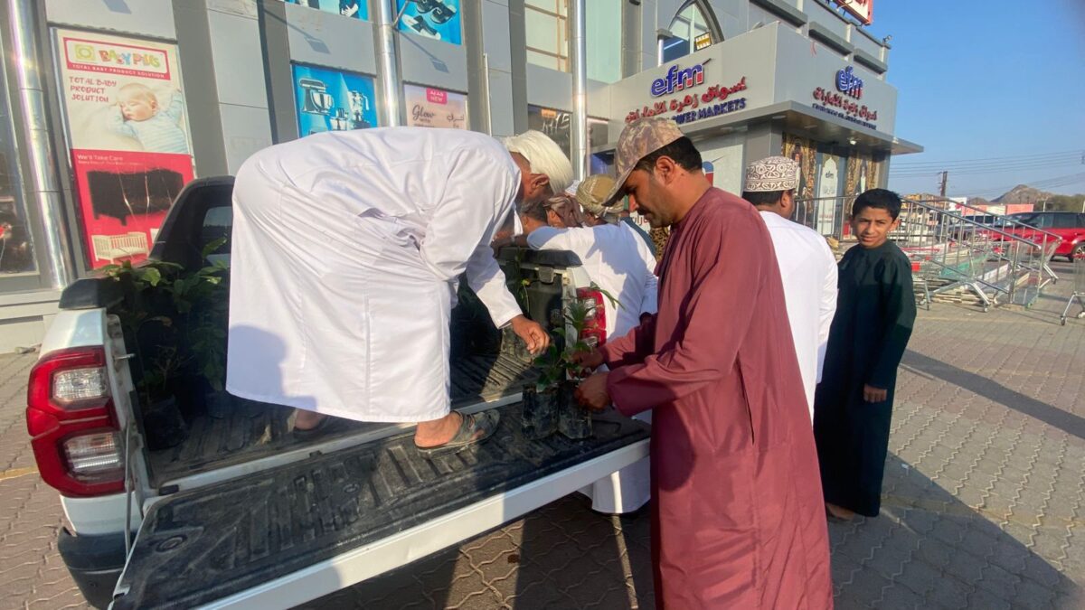 هيئة البيئة بشمال الشرقية تطلق مبادرة “استدامة” لتوزيع الشتلات 6 ea6a8740 152a 422f 98cf 8e970de3b34e 1