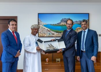 بنك عُمان العربي يحتفي بخمسين عامًا من التعاون مع الشركات السويسرية