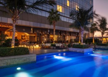 رمضان برونقٍ خاص في فندق سانت ريجيس دبي، النخلة