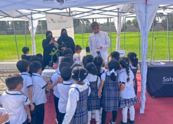 هيئة البيئة بشمال الشرقية تطلق مبادرة “صحتك تبدأ من بيئتك” بولاية بدية