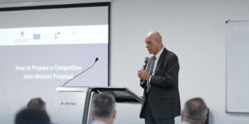 جامعة مسقط تفتح آفاق التعاون الاكاديمي الدولي عبر ورشة أكاديمية متخصصة في برامج Jean Monnet ضمن Erasmus