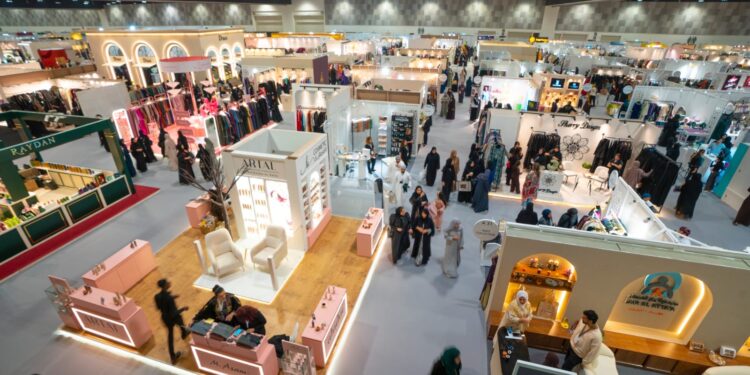 أكثر من 500 مشارك في معرض العطاء هذا العام 1 أكثر من 500 مشارك في معرض العطاء هذا العام