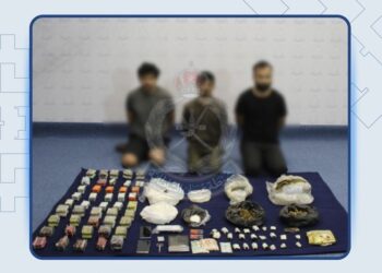 القبض على 3 آسيويين بحوزتهم مخدرات بقصد الاتجار في بوشر