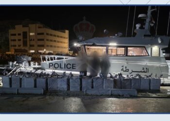 ضبط قارب يهرّب مشروبات كحولية في خصب