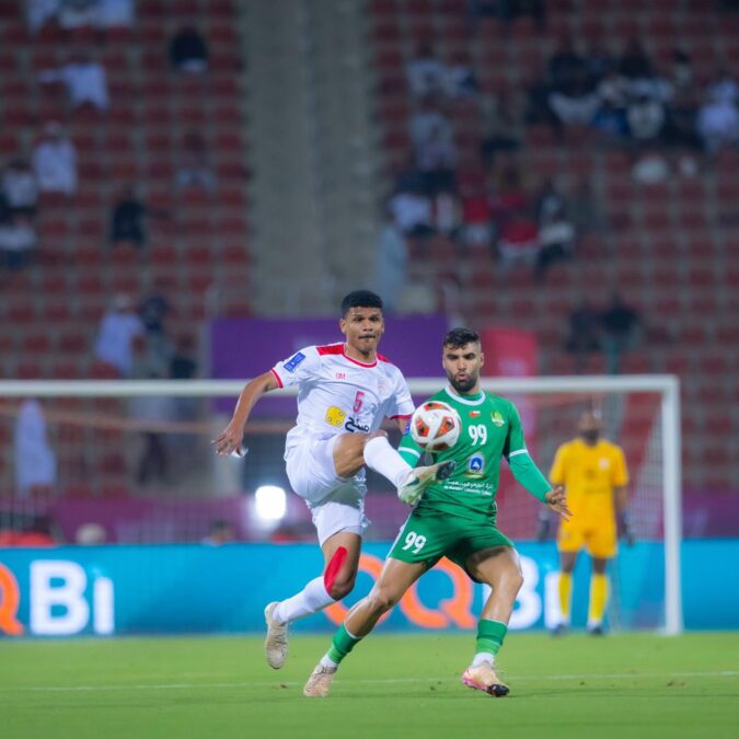 النّهضةُ يُتوّج بكأس جلالةِ السُّلطان المعظّم لكرة القدم للمرّة الثّانية في تاريخه 2 IMG 1546