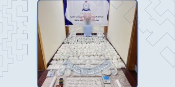 القبض على آسيوي بحوزته كميات كبيرة من المخدرات في المصنعة