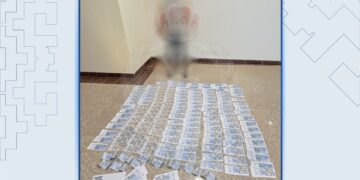 القبض على آسيوي لتزوير العملات وآخر لترويجها في المصنعة