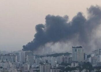 إسرائيل تبدأ بتوجيه ضربات على إيران