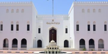 سلطنة عُمان تُعرب عن أسفها الشديد للعمليات العسكرية التي تشنّها إسرائيل وأمريكا ضد إيران