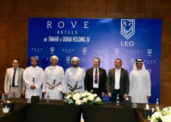 بقيمة 300 مليون ريال عُماني توقيع اتفاقية إقامة مشاريع عقارية في سلطنة عُمان