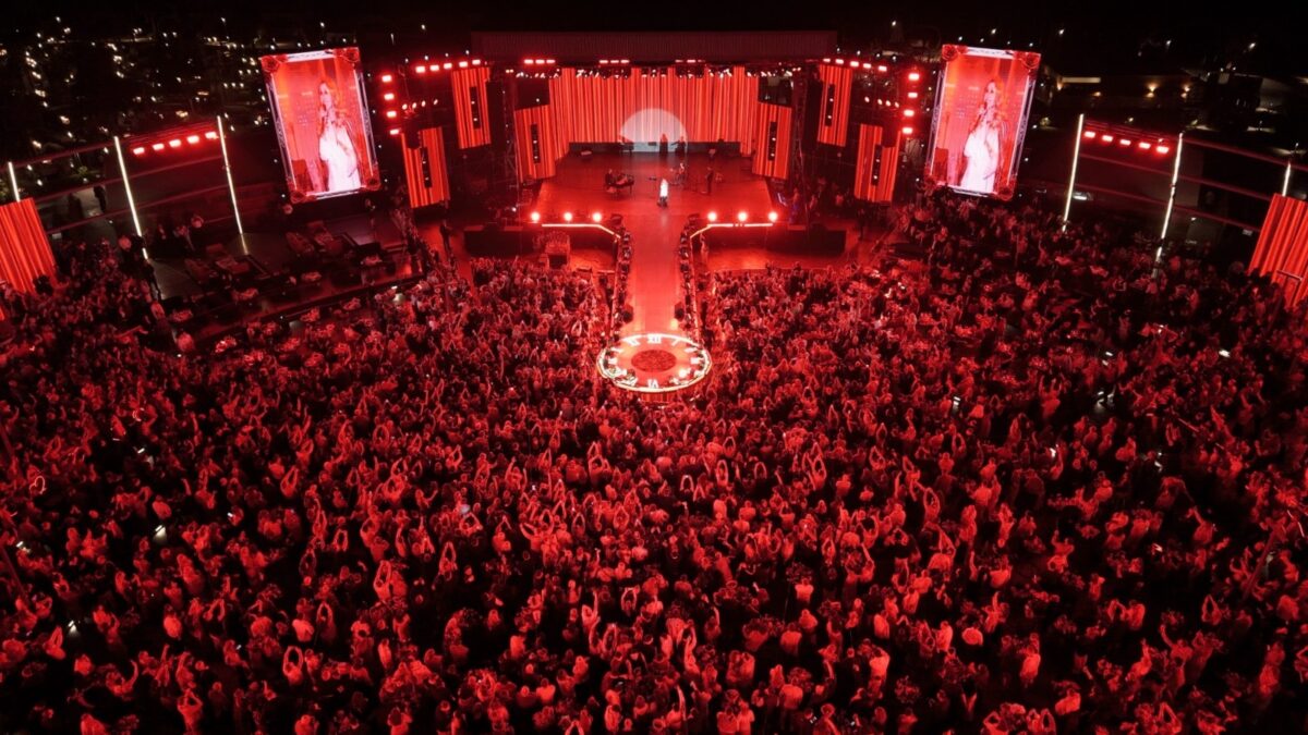 لارا فابيان تُبهر الجماهير في أمسية استثنائية 3 b3a4a2e9 185c 46d6 a38b e7489e6d2b10